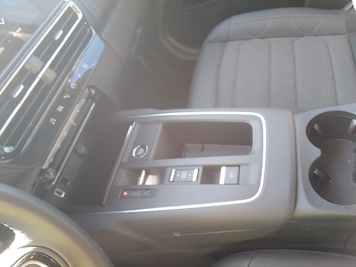 Citroen C5 Aircross BlueHDi 130 S&S Plus EAT8 96 kW (131 CV) Vehículo usado en Madrid Citroen C5 Aircross BlueHDi 130 S&S Plus EAT8 96 kW (131 CV) Vehículo usado en Madrid