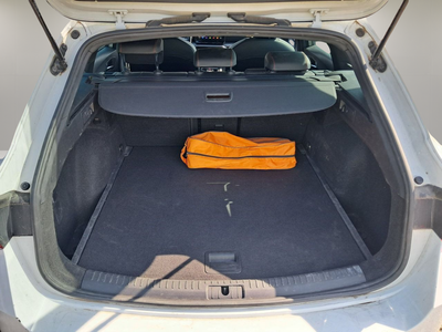 SEAT León ST 1.5 eTSI S&S FR Go L DSG 110 kW (150 CV) 8 SEAT León ST 1.5 eTSI S&S FR Go L DSG 110 kW (150 CV) 8