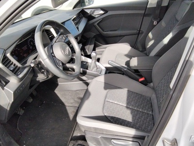 Audi A1 Sportback Adrenalin 25 TFSI 70 kW (95 CV) 10 Audi A1 Sportback Adrenalin 25 TFSI 70 kW (95 CV) 10