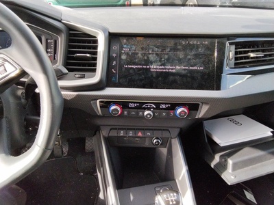 Audi A1 Sportback Adrenalin 25 TFSI 70 kW (95 CV) 11 Audi A1 Sportback Adrenalin 25 TFSI 70 kW (95 CV) 11