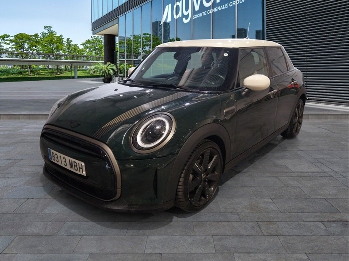 MINI MINI 5 Puertas Cooper 100 kW (136 CV) Vehículo usado en Madrid MINI MINI 5 Puertas Cooper 100 kW (136 CV) Vehículo usado en Madrid