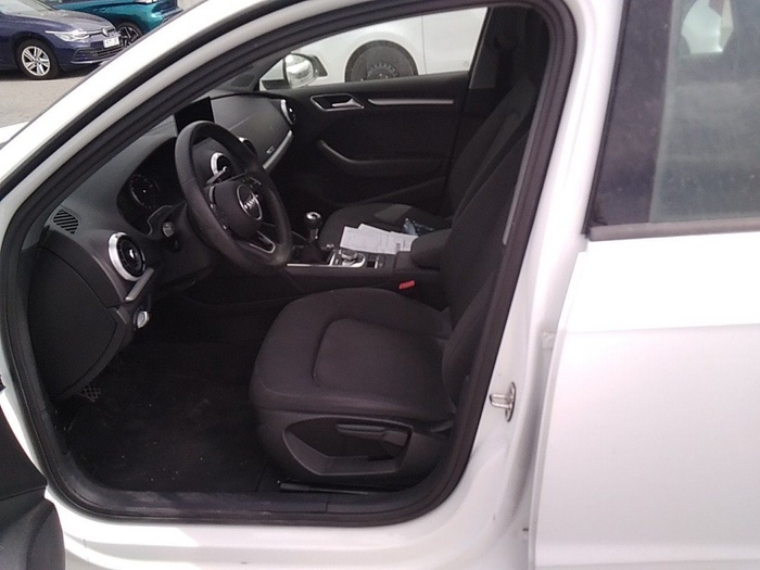 Audi A3 Sportback 30 TDI 85 kW (116 CV) Vehículo usado en Madrid Audi A3 Sportback 30 TDI 85 kW (116 CV) Vehículo usado en Madrid