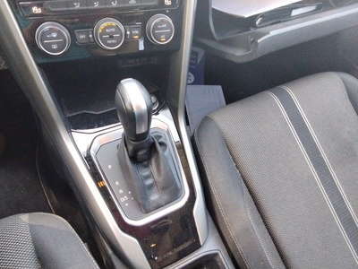 Volkswagen T-Roc Advance 1.5 TSI 110 kW (150 CV) DSG 14 Volkswagen T-Roc Advance 1.5 TSI 110 kW (150 CV) DSG 14