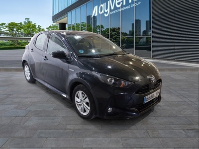 Toyota Yaris 120H Business Plus 85 kW (116 CV) 3 Toyota Yaris 120H Business Plus 85 kW (116 CV) 3