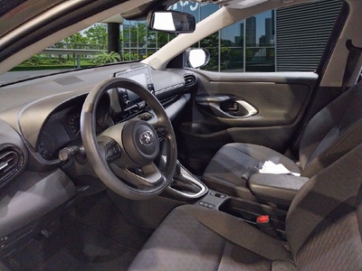 Toyota Yaris 120H Business Plus 85 kW (116 CV) 7 Toyota Yaris 120H Business Plus 85 kW (116 CV) 7