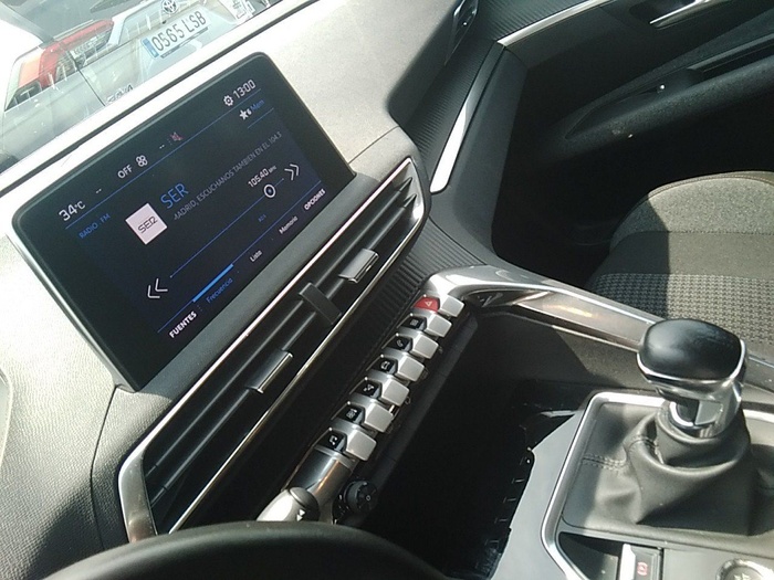 Peugeot 3008 BlueHDi 130 S&S Active Pack 96 kW (130 CV) Vehículo usado en Madrid Peugeot 3008 BlueHDi 130 S&S Active Pack 96 kW (130 CV) Vehículo usado en Madrid