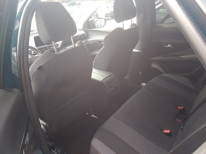 Peugeot 3008 BlueHDi 130 S&S Active Pack 96 kW (130 CV) Vehículo usado en Madrid Peugeot 3008 BlueHDi 130 S&S Active Pack 96 kW (130 CV) Vehículo usado en Madrid