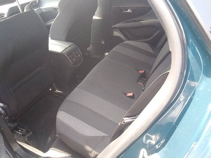 Peugeot 3008 BlueHDi 130 S&S Active Pack 96 kW (130 CV) Vehículo usado en Madrid Peugeot 3008 BlueHDi 130 S&S Active Pack 96 kW (130 CV) Vehículo usado en Madrid