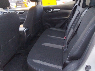 Nissan Qashqai DIG-T 140 Acenta 4x2 103 kW (140 CV) 9 Nissan Qashqai DIG-T 140 Acenta 4x2 103 kW (140 CV) 9