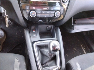 Nissan Qashqai DIG-T 140 Acenta 4x2 103 kW (140 CV) 12 Nissan Qashqai DIG-T 140 Acenta 4x2 103 kW (140 CV) 12