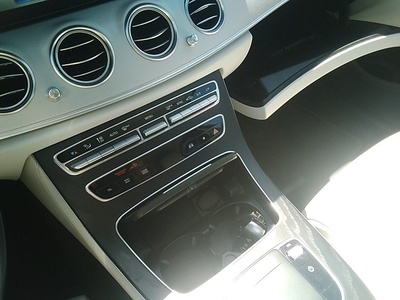 Mercedes-Benz Clase E 400 d 4MATIC 243 kW (330 CV) 10 Mercedes-Benz Clase E 400 d 4MATIC 243 kW (330 CV) 10