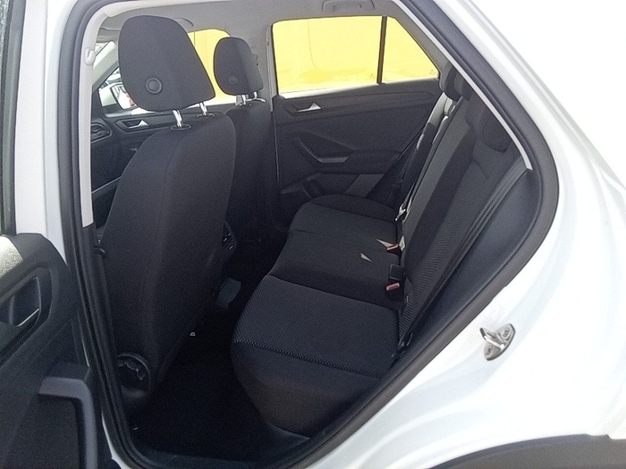 Volkswagen T-Roc Edition 1.6 TDI 85 kW (115 CV) Vehículo usado en Madrid Volkswagen T-Roc Edition 1.6 TDI 85 kW (115 CV) Vehículo usado en Madrid