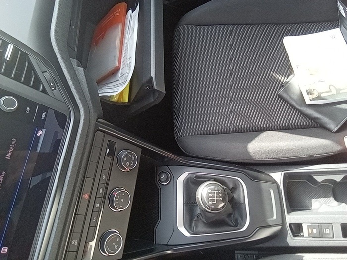 Volkswagen T-Roc Edition 1.6 TDI 85 kW (115 CV) Vehículo usado en Madrid Volkswagen T-Roc Edition 1.6 TDI 85 kW (115 CV) Vehículo usado en Madrid