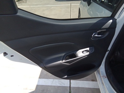 Nissan Micra IG-T N-Design Black 68 kW (92 CV) 10 Nissan Micra IG-T N-Design Black 68 kW (92 CV) 10