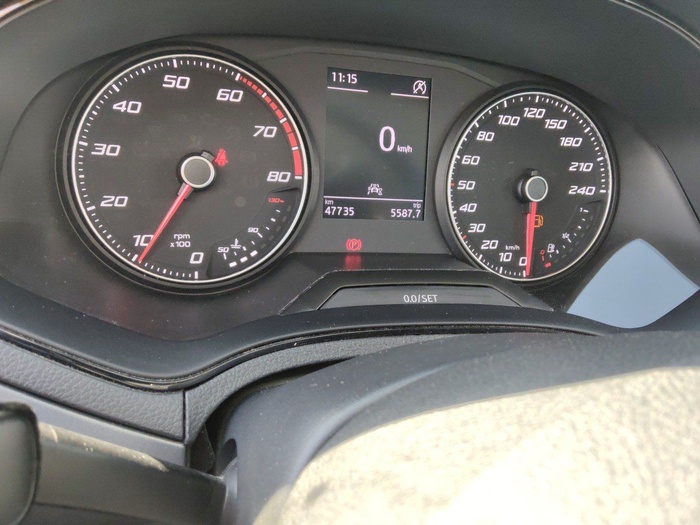 SEAT Arona 1.0 TSI Ecomotive Style Edition 85 kW (115 CV) Vehículo usado en Madrid SEAT Arona 1.0 TSI Ecomotive Style Edition 85 kW (115 CV) Vehículo usado en Madrid