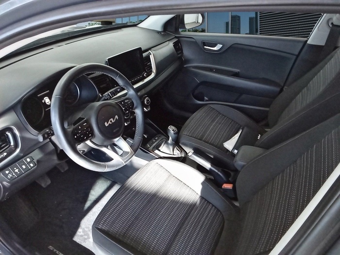 Kia Stonic 1.0 T-GDi MHEV Drive iMT 88 kW (120 CV) Vehículo usado en Madrid Kia Stonic 1.0 T-GDi MHEV Drive iMT 88 kW (120 CV) Vehículo usado en Madrid