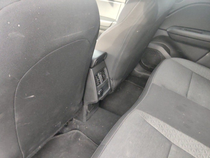 Renault Captur Intens TCe GLP 74 kW (100 CV) Vehículo usado en Madrid Renault Captur Intens TCe GLP 74 kW (100 CV) Vehículo usado en Madrid