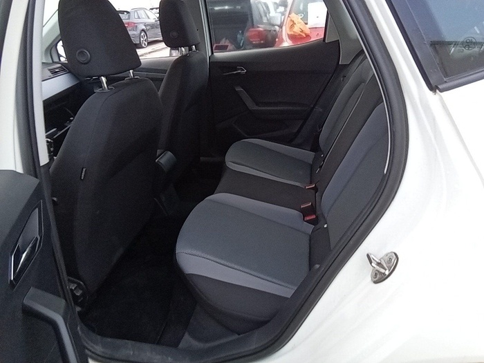 SEAT Arona 1.0 TSI Style Go2 81 kW (110 CV) Vehículo usado en Madrid SEAT Arona 1.0 TSI Style Go2 81 kW (110 CV) Vehículo usado en Madrid