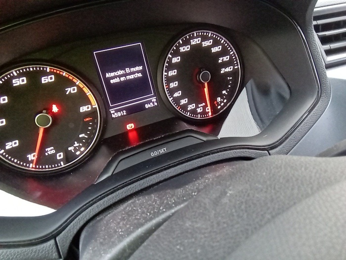 SEAT Arona 1.0 TSI Style Go2 81 kW (110 CV) Vehículo usado en Madrid SEAT Arona 1.0 TSI Style Go2 81 kW (110 CV) Vehículo usado en Madrid