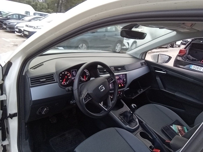 SEAT Arona 1.0 TSI Style Go2 81 kW (110 CV) Vehículo usado en Madrid SEAT Arona 1.0 TSI Style Go2 81 kW (110 CV) Vehículo usado en Madrid