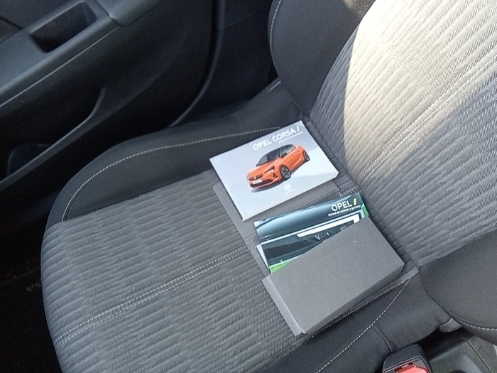 Opel Corsa 1.2 Turbo XHL Edition 74 kW (100 CV) Vehículo usado en Madrid Opel Corsa 1.2 Turbo XHL Edition 74 kW (100 CV) Vehículo usado en Madrid