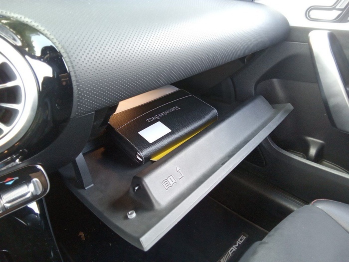 Mercedes-Benz CLA 220 d 140 kW (190 CV) Vehículo usado en Madrid Mercedes-Benz CLA 220 d 140 kW (190 CV) Vehículo usado en Madrid