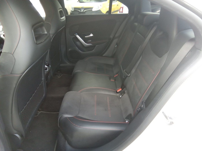 Mercedes-Benz CLA 220 d 140 kW (190 CV) Vehículo usado en Madrid Mercedes-Benz CLA 220 d 140 kW (190 CV) Vehículo usado en Madrid