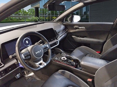 Kia Sportage 1.6 T-GDi HEV GT Line 4x4 171 kW (230 CV) 7 Kia Sportage 1.6 T-GDi HEV GT Line 4x4 171 kW (230 CV) 7