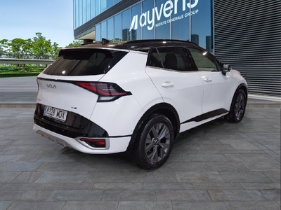 Kia Sportage 1.6 T-GDi HEV GT Line 4x4 171 kW (230 CV) 4 Kia Sportage 1.6 T-GDi HEV GT Line 4x4 171 kW (230 CV) 4