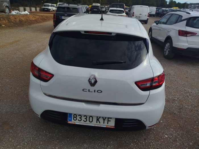 Renault Clio Limited dCi 66 kW (90 CV) Vehículo usado en Madrid Renault Clio Limited dCi 66 kW (90 CV) Vehículo usado en Madrid