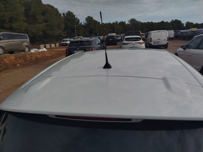 Renault Clio Limited dCi 66 kW (90 CV) Vehículo usado en Madrid Renault Clio Limited dCi 66 kW (90 CV) Vehículo usado en Madrid