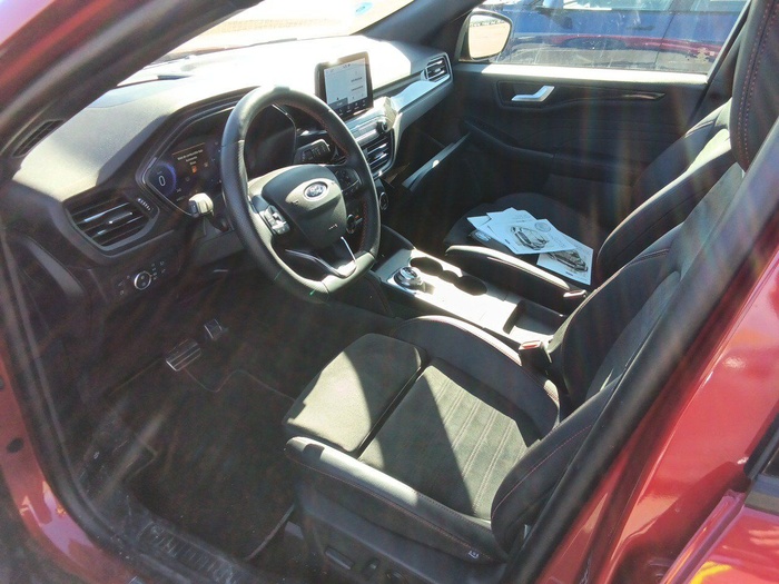 Ford Kuga 2.5 Duratec PHEV ST-Line X Auto 165 kW (225 CV) Vehículo usado en Madrid Ford Kuga 2.5 Duratec PHEV ST-Line X Auto 165 kW (225 CV) Vehículo usado en Madrid