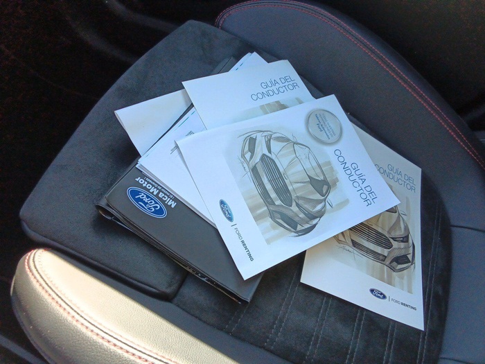 Ford Kuga 2.5 Duratec PHEV ST-Line X Auto 165 kW (225 CV) Vehículo usado en Madrid Ford Kuga 2.5 Duratec PHEV ST-Line X Auto 165 kW (225 CV) Vehículo usado en Madrid