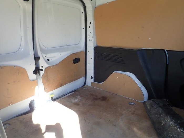 Opel Combo Furgon 1.5 TD Express L H1 75 kW (102 CV) Vehículo usado en Madrid Opel Combo Furgon 1.5 TD Express L H1 75 kW (102 CV) Vehículo usado en Madrid