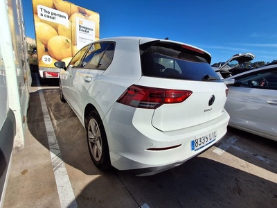 Volkswagen Golf Life 1.0 eTSI 81 kW (110 CV) DSG 6 Volkswagen Golf Life 1.0 eTSI 81 kW (110 CV) DSG 6