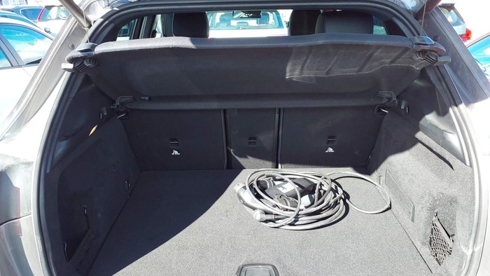 Mercedes-Benz EQA 250+ 140 kW (190 CV) Vehículo usado en Madrid Mercedes-Benz EQA 250+ 140 kW (190 CV) Vehículo usado en Madrid