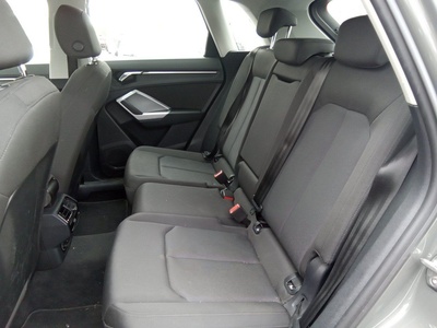 Audi Q3 Advanced 35 TDI 110 kW (150 CV) S tronic 9 Audi Q3 Advanced 35 TDI 110 kW (150 CV) S tronic 9