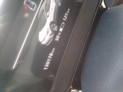 Volkswagen ID.4 Pro 128 kW (174 CV) 8 Volkswagen ID.4 Pro 128 kW (174 CV) 8