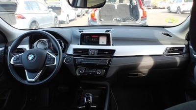 BMW X2 sDrive18d 110 kW (150 CV) 8 BMW X2 sDrive18d 110 kW (150 CV) 8