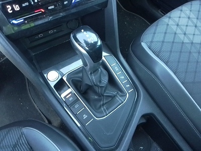 Volkswagen Tiguan R-Line 2.0 TDI 110 kW (150 CV) DSG 13 Volkswagen Tiguan R-Line 2.0 TDI 110 kW (150 CV) DSG 13