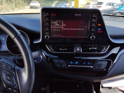 Toyota C-HR 1.8 125H Advance 90 kW (122 CV) 12 Toyota C-HR 1.8 125H Advance 90 kW (122 CV) 12