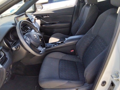 Toyota C-HR 1.8 125H Advance 90 kW (122 CV) 10 Toyota C-HR 1.8 125H Advance 90 kW (122 CV) 10