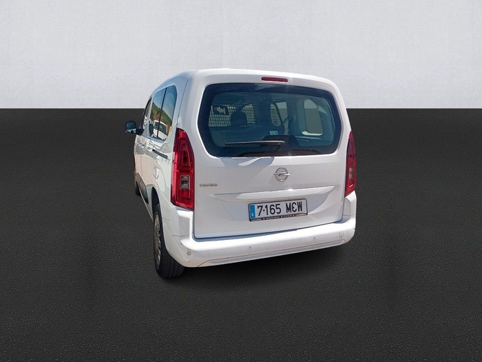Opel Combo Life 1.5 TD Business Edition Plus L1 75 kW (102 CV) Vehículo usado en Madrid Opel Combo Life 1.5 TD Business Edition Plus L1 75 kW (102 CV) Vehículo usado en Madrid
