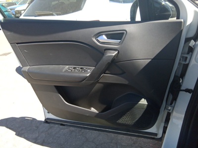Renault Captur Intens TCe GLP 74 kW (100 CV) 15 Renault Captur Intens TCe GLP 74 kW (100 CV) 15