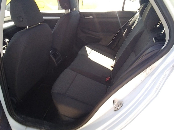 Volkswagen Golf 2.0 TDI 85 kW (115 CV) Vehículo usado en Madrid Volkswagen Golf 2.0 TDI 85 kW (115 CV) Vehículo usado en Madrid