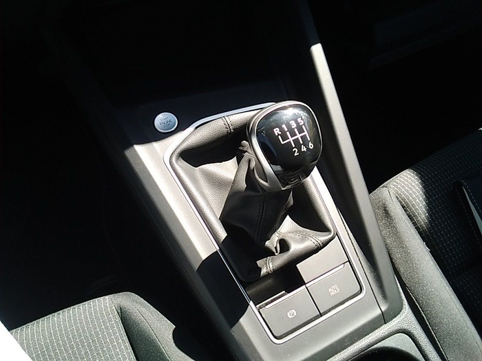 Volkswagen Golf 2.0 TDI 85 kW (115 CV) Vehículo usado en Madrid Volkswagen Golf 2.0 TDI 85 kW (115 CV) Vehículo usado en Madrid