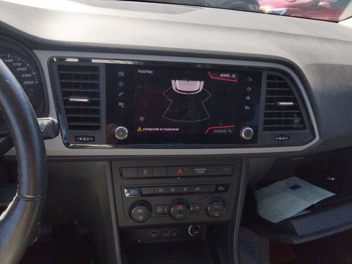 SEAT Ateca 1.6 TDI S&S Ecomotive Reference 85 kW (115 CV) Vehículo usado en Madrid SEAT Ateca 1.6 TDI S&S Ecomotive Reference 85 kW (115 CV) Vehículo usado en Madrid