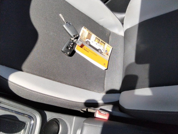 SEAT Ateca 1.6 TDI S&S Ecomotive Reference 85 kW (115 CV) Vehículo usado en Madrid SEAT Ateca 1.6 TDI S&S Ecomotive Reference 85 kW (115 CV) Vehículo usado en Madrid