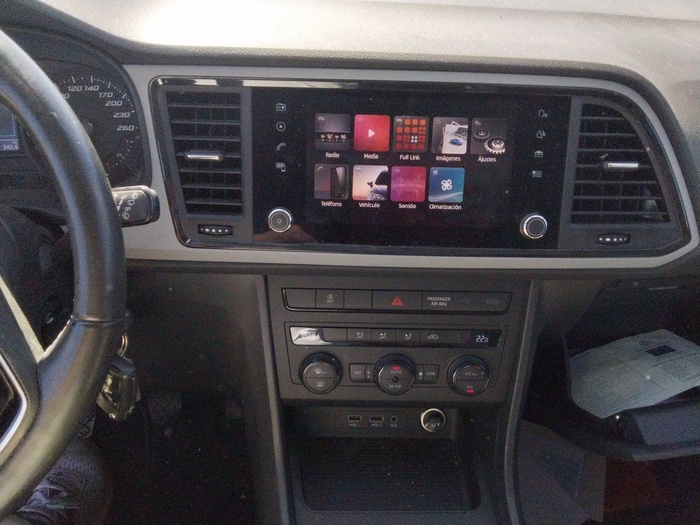 SEAT Ateca 1.6 TDI S&S Ecomotive Reference 85 kW (115 CV) Vehículo usado en Madrid SEAT Ateca 1.6 TDI S&S Ecomotive Reference 85 kW (115 CV) Vehículo usado en Madrid