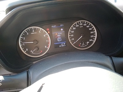 Nissan Juke DIG-T Acenta 84 kW (114 CV) 8 Nissan Juke DIG-T Acenta 84 kW (114 CV) 8